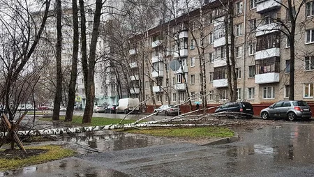 Moskvada qasırğa nəticəsində 2 nəfər ölüb, 17 nəfər xəsarət alıb