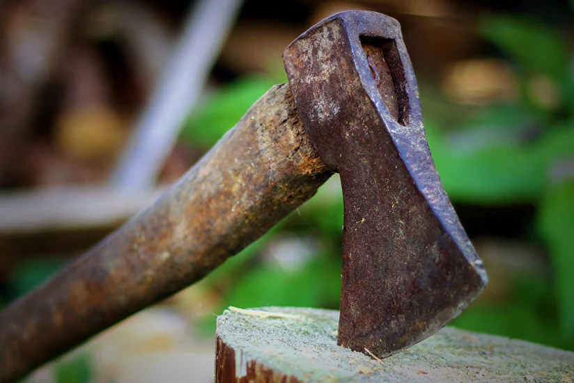 Mingəçevirdə küt alətlə mağaza sahibini döyən şəxs ona çoxsaylı bədən xəsarətləri yetirib