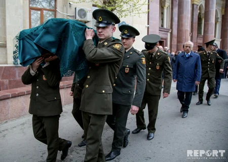 Baku bids farewell to famous academician