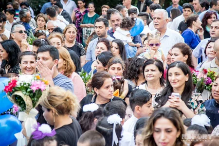 Bakıda dərsə gedən uşaqlar  - FOTOREPORTAJ - VİDEO