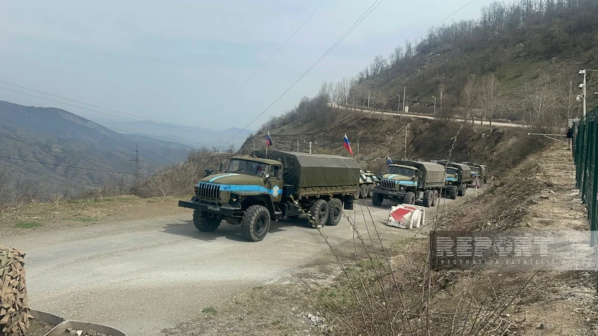 Vehicles of Russian peacekeepers move freely along Khankandi-Lachin road