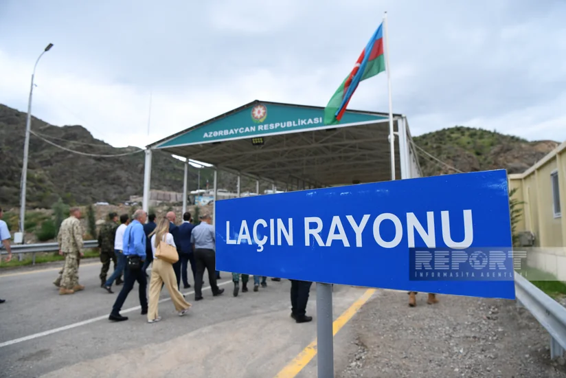 Xarici diplomatlar “Laçın” sərhəd-buraxılış məntəqəsində baş vermiş erməni təxribatları barədə məlumatlandırılıb