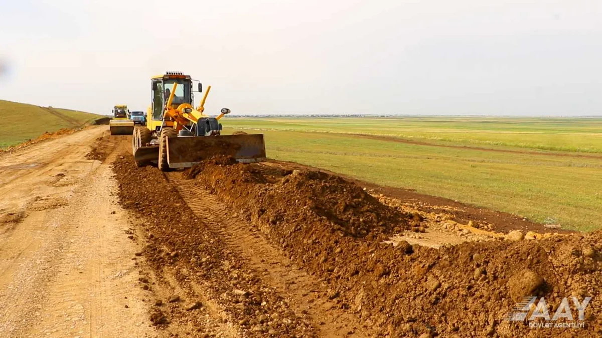 Cəlilabad rayonunda 14 yaşayış məntəqəsini əlaqələndirən yollar yenidən qurulur