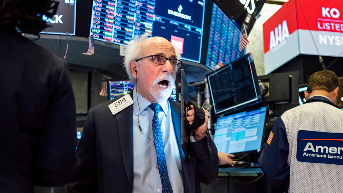 Американские биржи закрылись снижением