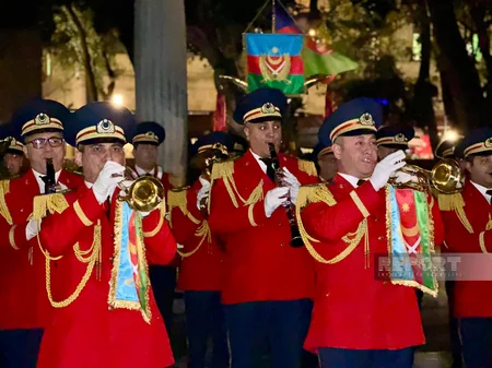 Bakıda Zəfər Günü münasibətilə hərbi orkestrlərin ifasında nümunəvi çıxışlar olub