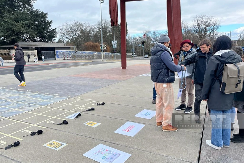 Azerbaijanis holding protest in Geneva