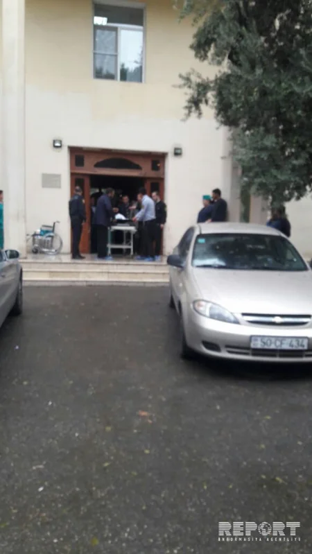 Bakıda xəstəxanada gənc oğlan əməliyyat zamanı ölüb - FOTO