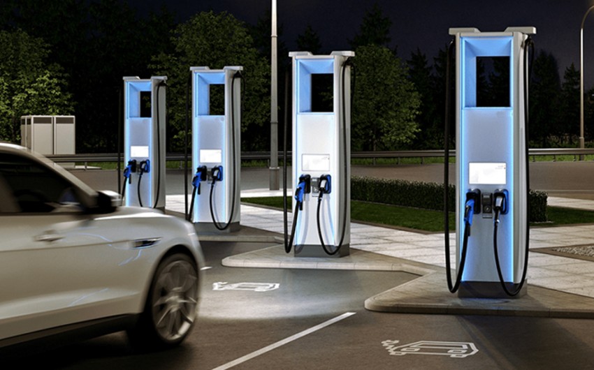 “Azərişıq” elektromobillərin istifadəsini genişləndirmək üçün 45 enerjidoldurma məntəqəsi quraşdırıb