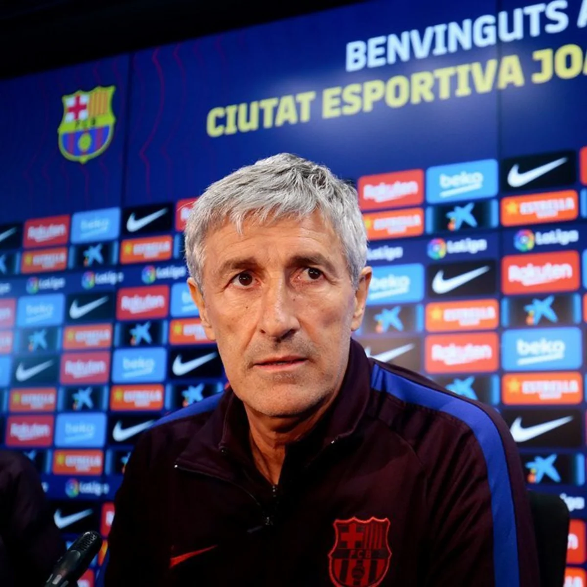 Barcelona plans to sack head coach