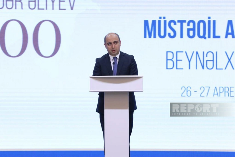 Emin Əmrullayev: “1970-80-ci illəri təhsil sahəsinin qızıl dövrü adlandırmaq olar”