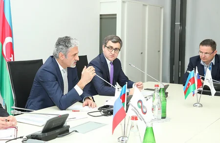 Azərbaycan və Rusiya beynəlxalq ticarət və yükdaşıma məsələlərini müzakirə edib