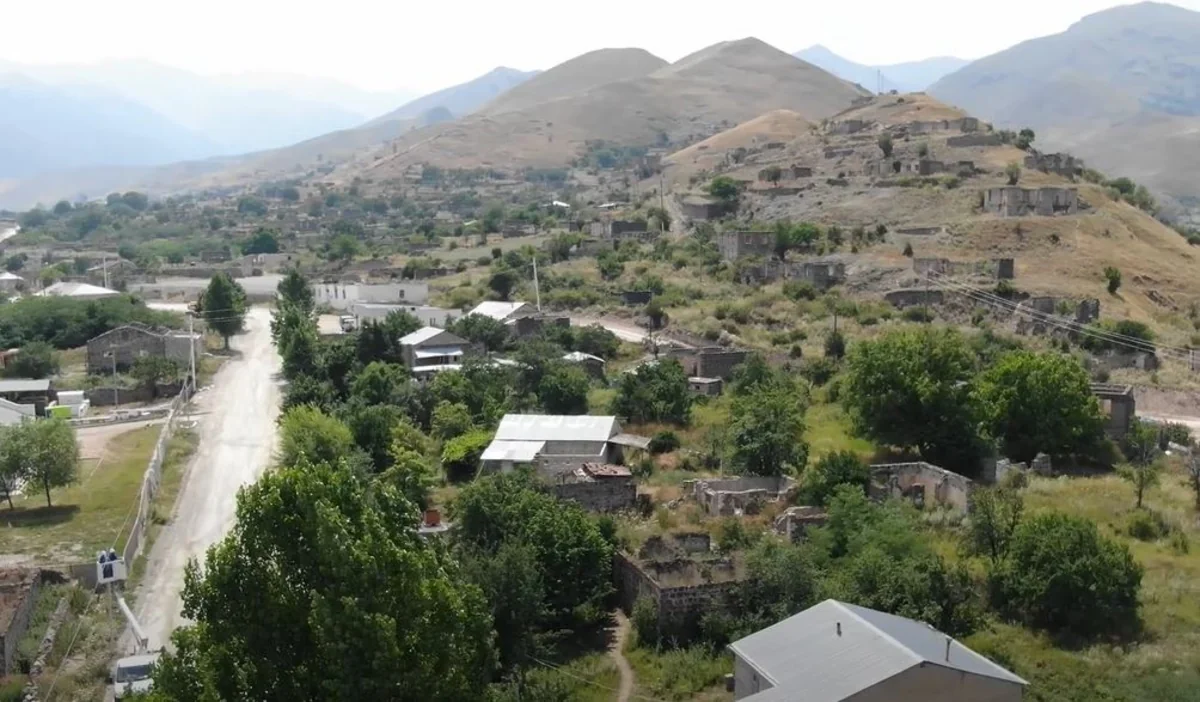 “Azərişıq” Kəlbəcərin küçələrinə işıq verib