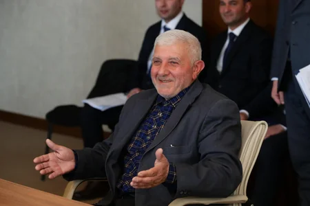 Anar Əliyev Ağdaşda vətəndaşları qəbul edib