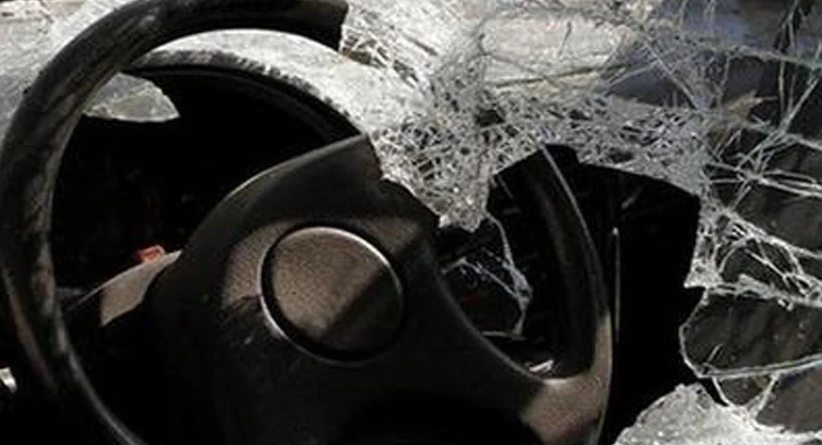 В Абшероне произошло тяжелое ДТП, 5 человек пострадали