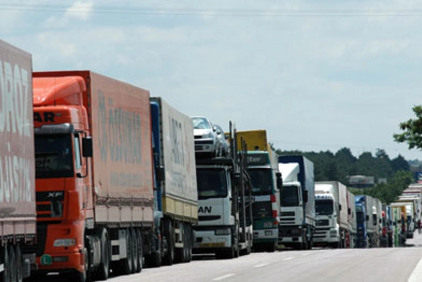 Transition of Turkish trucks via Azerbaijan up by 7 times in 2015
