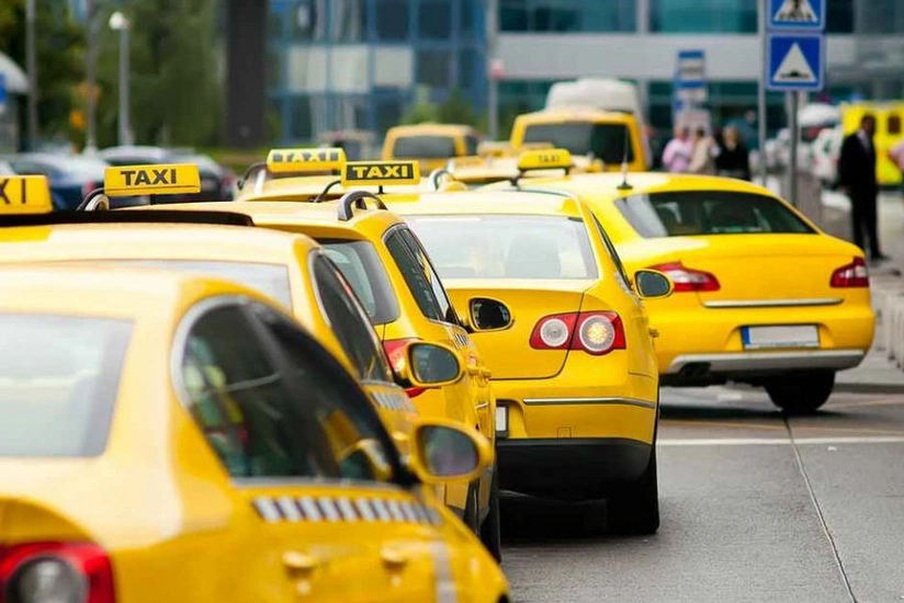 Bakıda taksi şirkətlərindən biri vahid tarif tətbiq edib