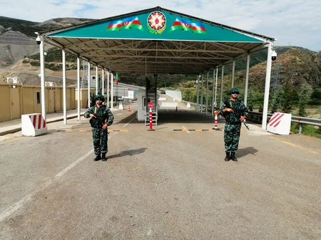 Ötən ay sərhəd rеjim qaydalarını pozduqlarına görə 979 nəfər saxlanılıb