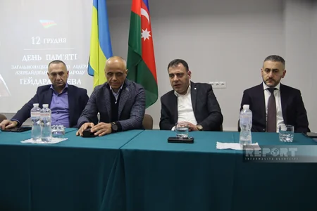 Xarkovda Ümummilli Lider Heydər Əliyevin xatirəsi anılıb