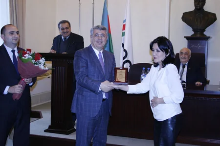 ​SOCAR-ın Fəxri fərmanları təqdim olunub