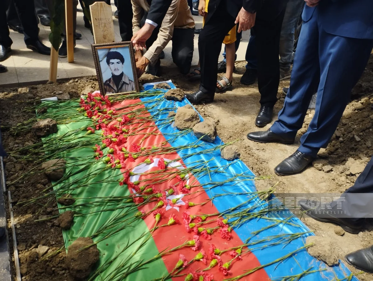 Salyanda Birinci Qarabağ müharibəsinin şəhidi Qənbər Yarıyev dəfn edilib - YENİLƏNİB