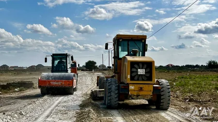 Bakının Abşeron küçəsi təmir edilir