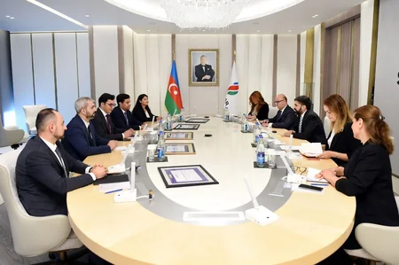 Глава SOCAR встретился с победителями конкурса Yüksəliş