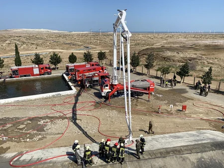 FHN-in Dövlət Yanğından Mühafizə Xidməti neftyığma məntəqəsində təlim keçirib