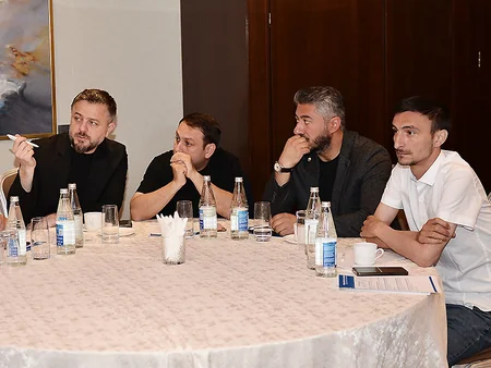 AFFA və PFL-in təşkilatçılığı ilə mətbuat xidməti əməkdaşları üçün seminar keçirilib