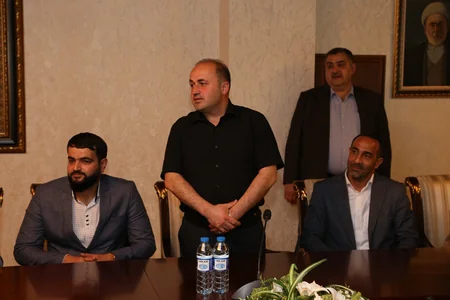 Allahşükür Paşazadə məscidlərə yeni təyin olunan din xadimləri ilə görüşüb