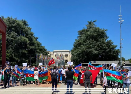 Azərbaycanın Milli Qəhrəmanının qızı BMT binası qarşısında bəyanat verib