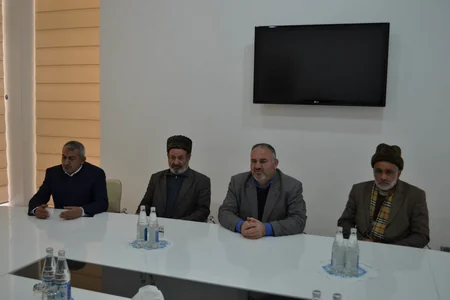 Dövlət Komitəsinin sədri Hacıqabulda vətəndaş qəbulu keçirib
