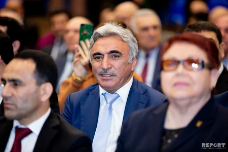 Federasiya prezidentinə əməkdar məşqçi adı verildi - FOTO