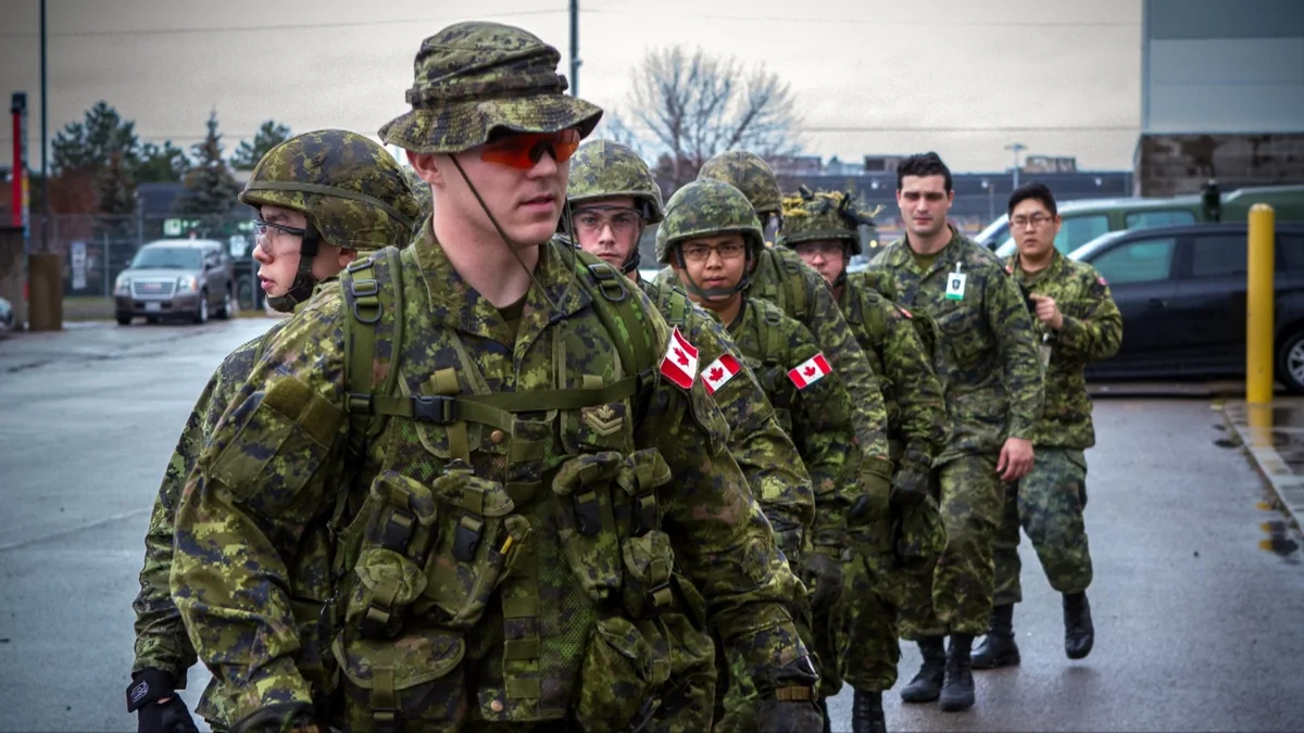Канада может усилить свой воинский контингент в Украине