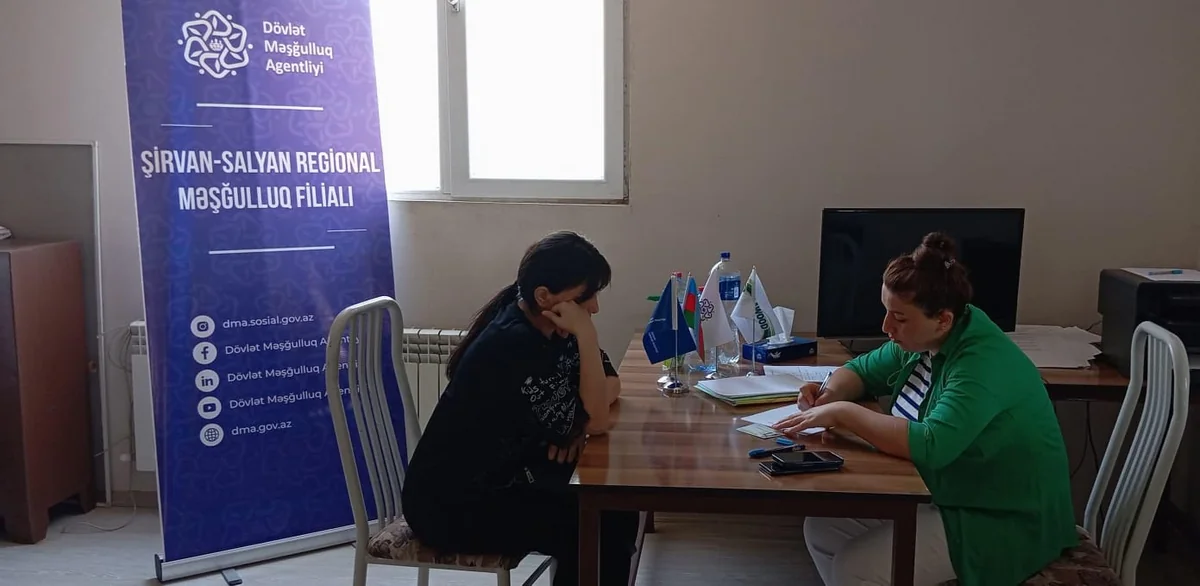 Biləsuvarda əmək yarmarkası keçirilib