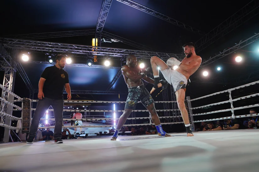 Azərbaycanlı idmançılar Batumidə kikboksinq və MMA üzrə beynəlxalq turnirdə qələbə qazanıblar