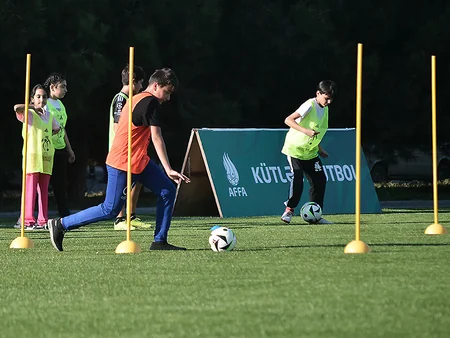 UEFA-nın dəstəyi ilə Ağcabədidə futbol festivalı keçirilib