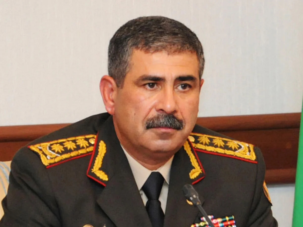 Azərbaycanın müdafiə naziri: Qısa müddətdə ermənilərə güclü zərbə vurmuşuq və qarşı tərəf panikadadır