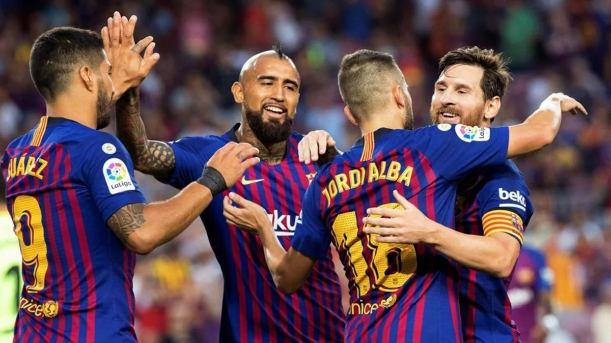 Barselona futbolçularına rekord məbləğdə məvacib ödəyəcək