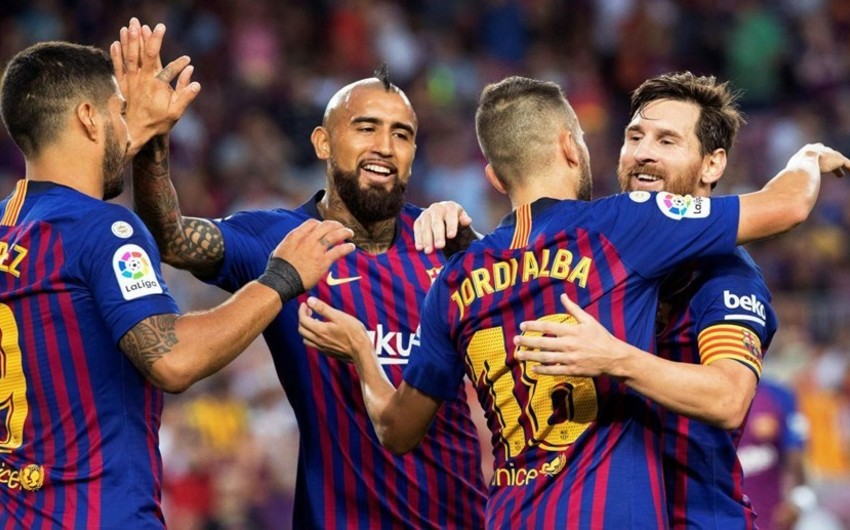 Barselona futbolçularına rekord məbləğdə məvacib ödəyəcək
