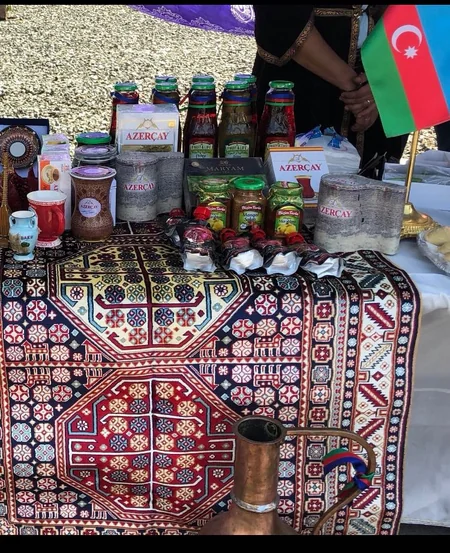 Азербайджан представлен на международном фестивале кухни и искусства в Абу-Даби