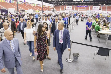 Bakı Kristal Zalında 42-ci Ümumdünya Şahmat Olimpiadasının altıncı turuna start verilib