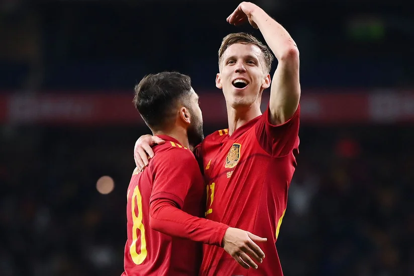 İspaniya millisinin futbolçusu Barselonaya keçə bilər