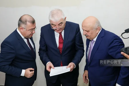 Milli Məclisə seçkilərlə əlaqədar altı milyon yarımdan çox seçki bülleteninin çapına başlanılıb