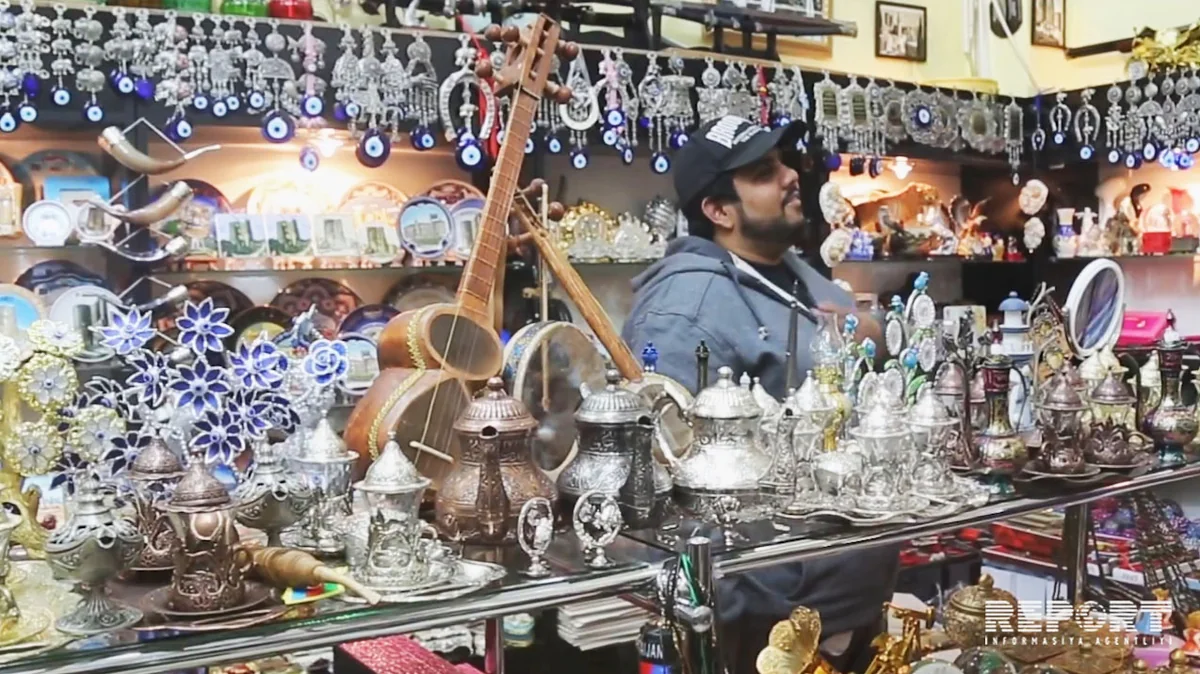 Azərbaycanda turist artımı kiçik sahibkarların işinə necə təsir edib? - VİDEOSORĞU