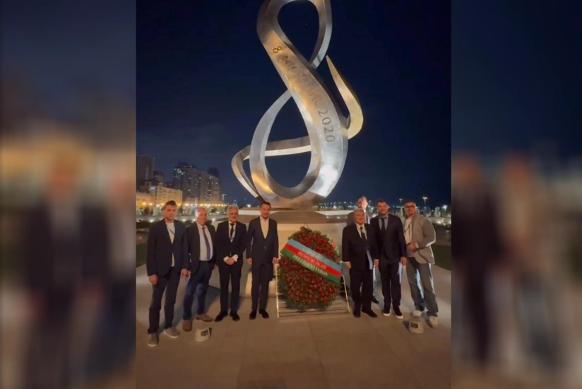 Barselona klubunun prezidenti Zəfər parkını ziyarət edib