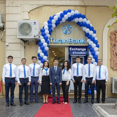 TuranBank yeni Fəvvarələr şöbəsini müştərilərin istifadəsinə verib
