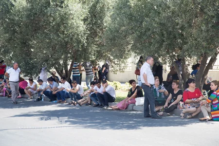 Bakıda qəbul imtahanı həyəcanı - FOTO