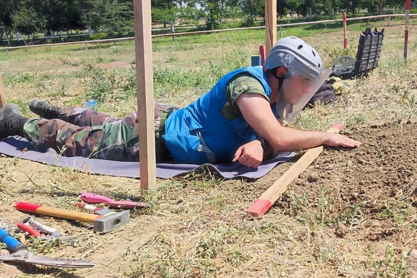 FHN-in bir qrup əməkdaşı minatəmizləmə üzrə kursu başa vurub