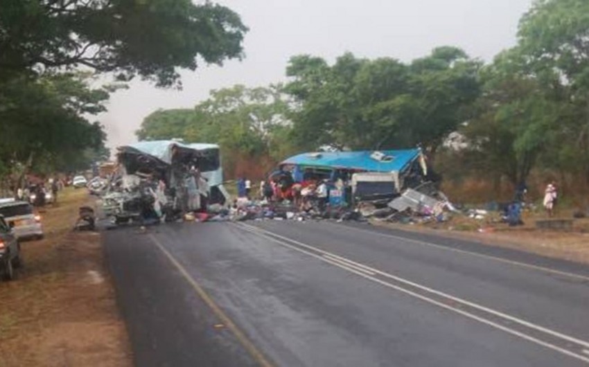 Zimbabvedə ağır yol qəzası baş verib, 47 nəfər həlak olub