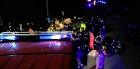 Six people killed as night club crowd in Italy